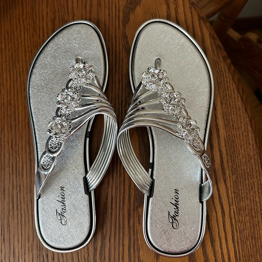 Silver jeweled flip flops size 9.5